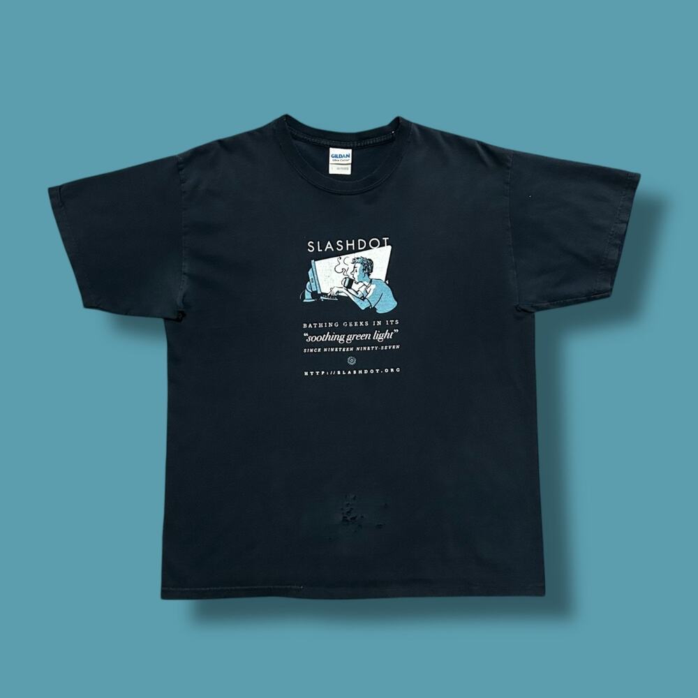 Vintage Faded Black Shirt y2k Graphic Tee Slashdot Thrashed Tshirt Computer